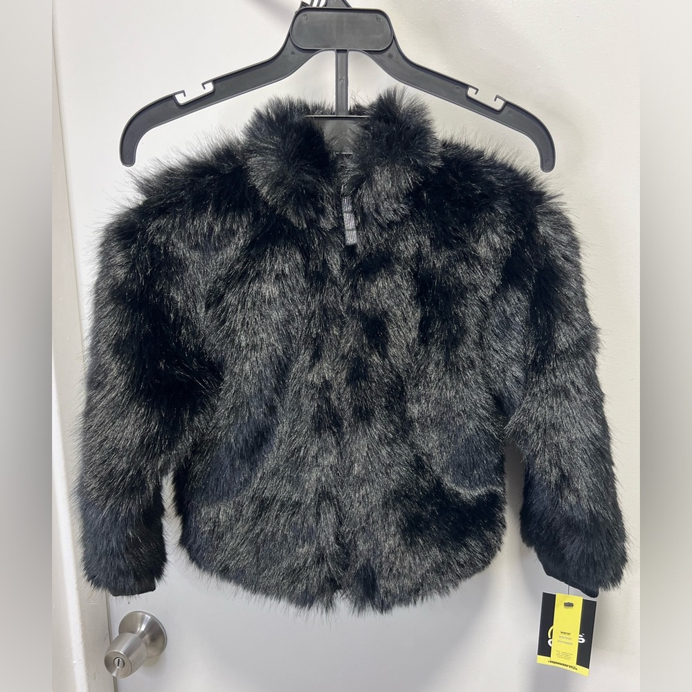 Brand New Black Faux Fur Coat
Art Class Girl's Size XS